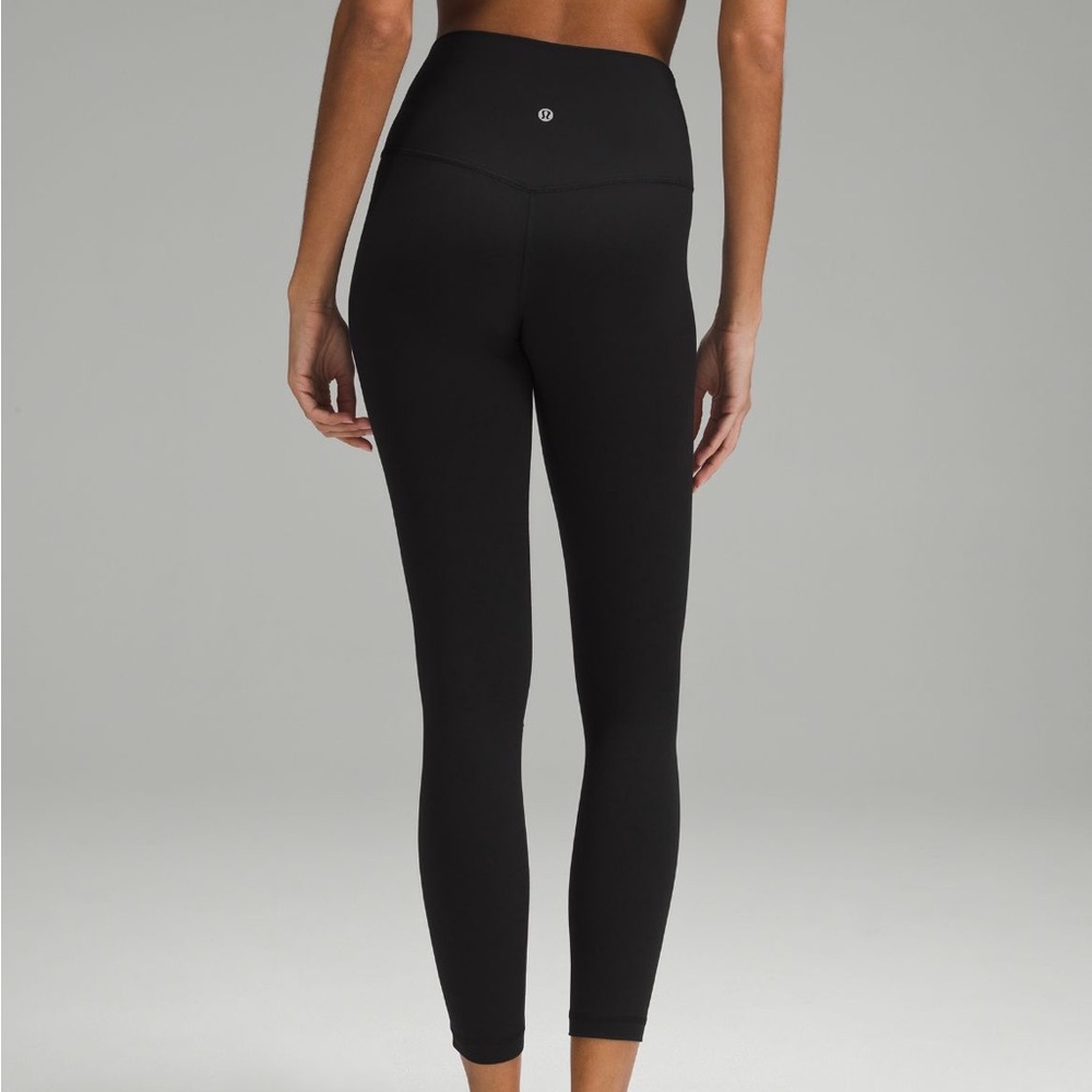 Lululemon align black, 25” size 6